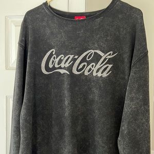 Coca-Cola Women’s pullover sweatshirt large